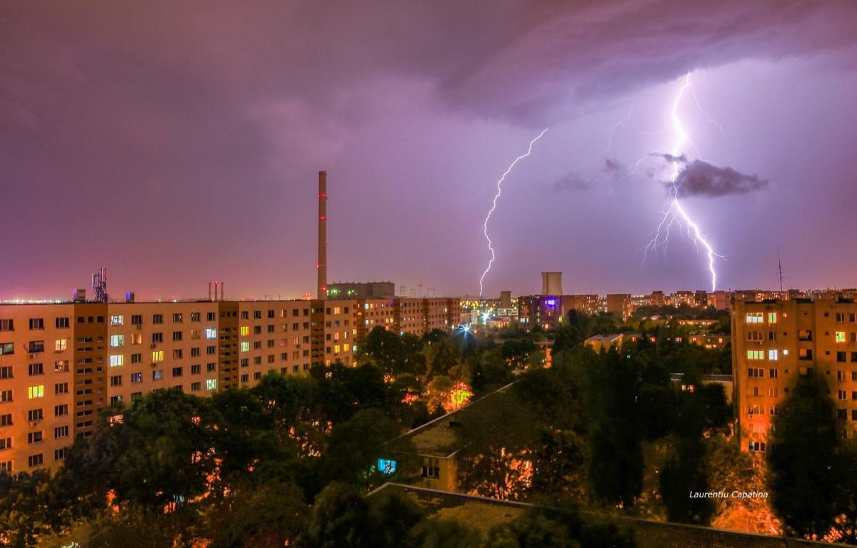 Из-за штормового ветра в Бухаресте было нарушено воздушное сообщение
