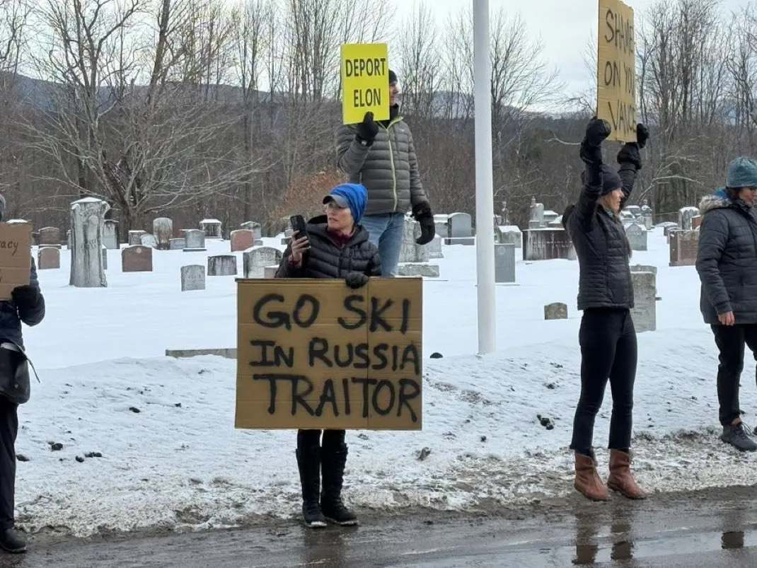 В американском штате Вермонт прошла проукраинская акция на фоне визита Вэнса