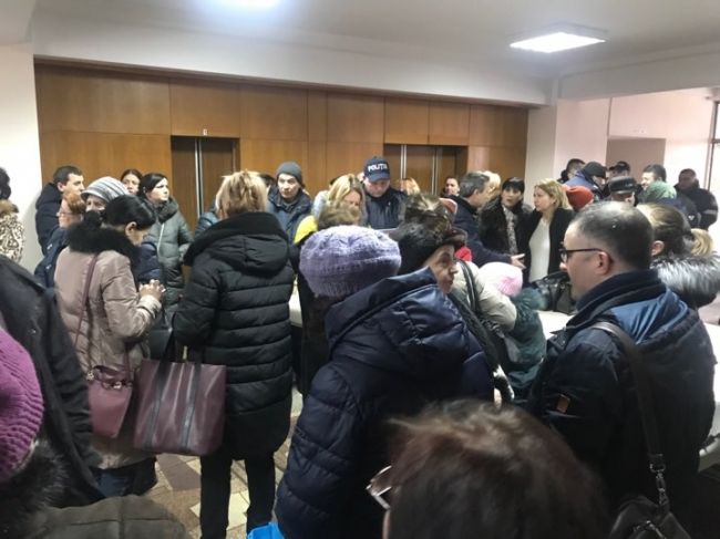 ЦИК начал распределение бюллетеней для голосования