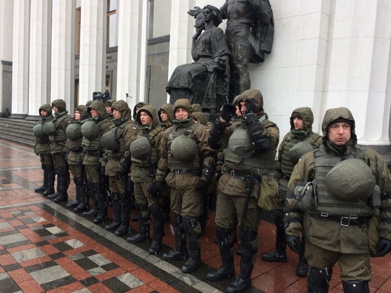 Центр Киева усиленно охраняют