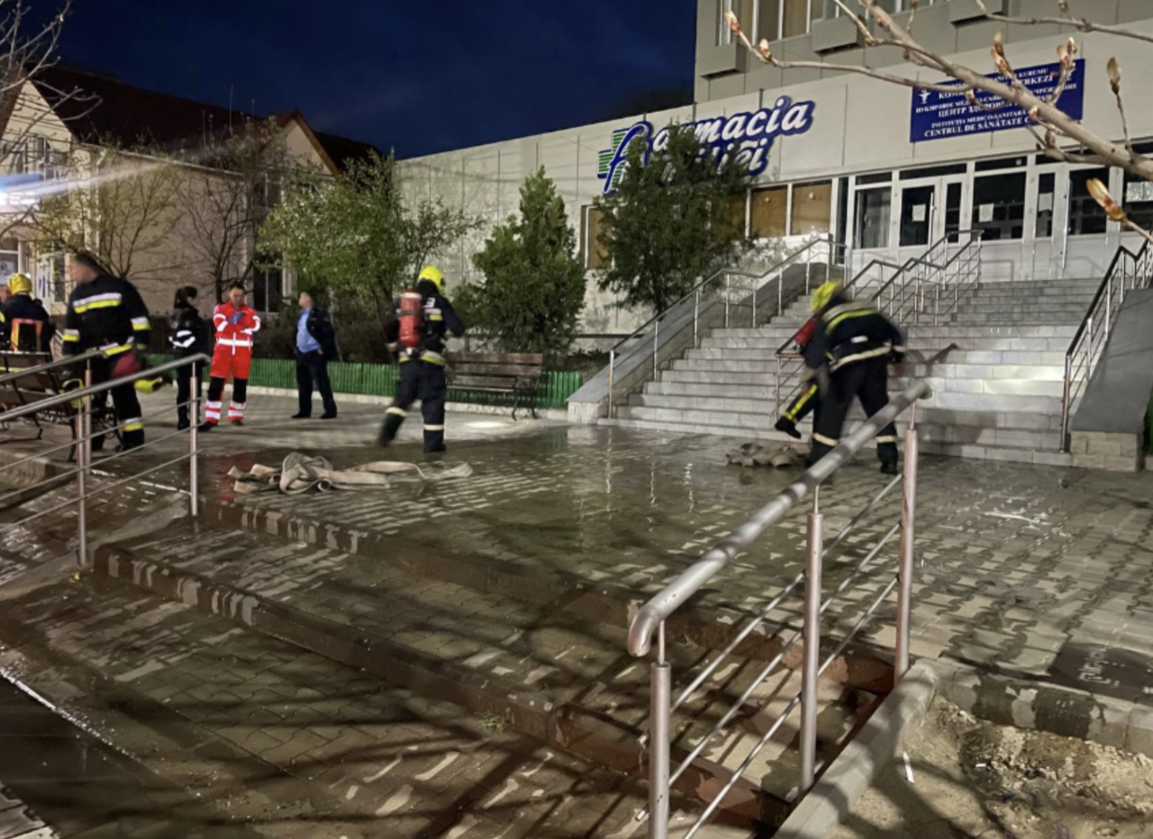 В Комратской поликлинике возник пожар
