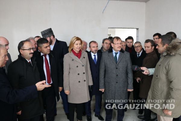 Вице-премьер Турции посетил ряд социальных объектов в Комрате