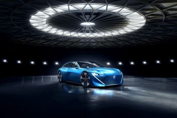 Компания Peugeot сделала беспилотник с бетонным полом