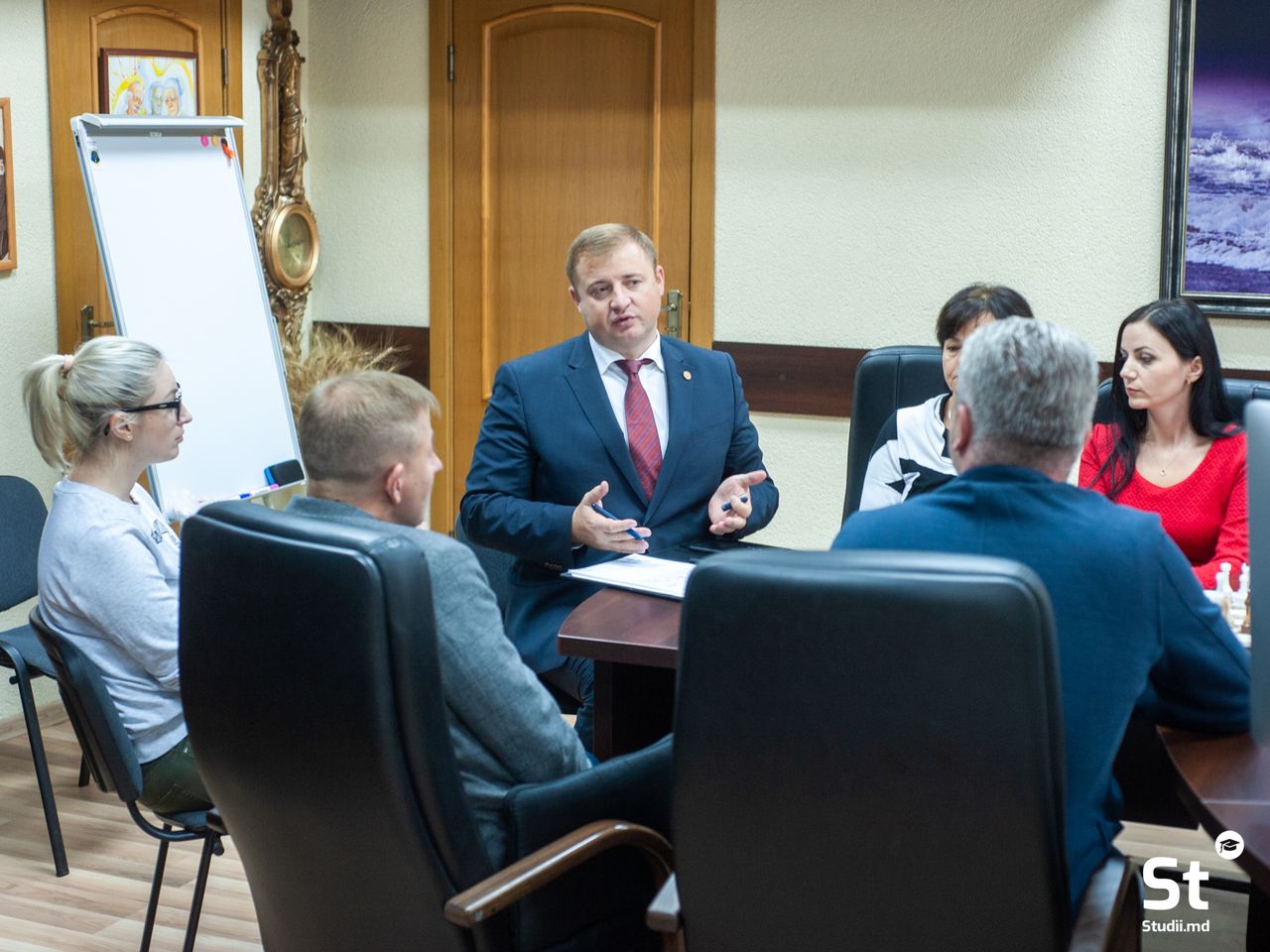 Studii.md и "Bunicii Grijulii" будут работать над безопасностью учащихся