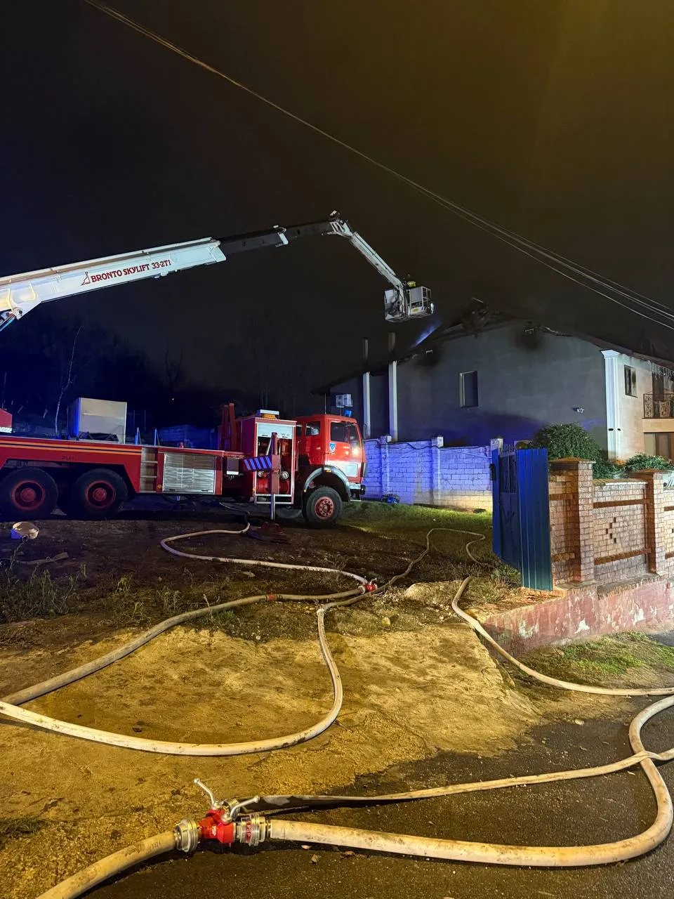 Incendiu într-un complex locativ din orașul Codru