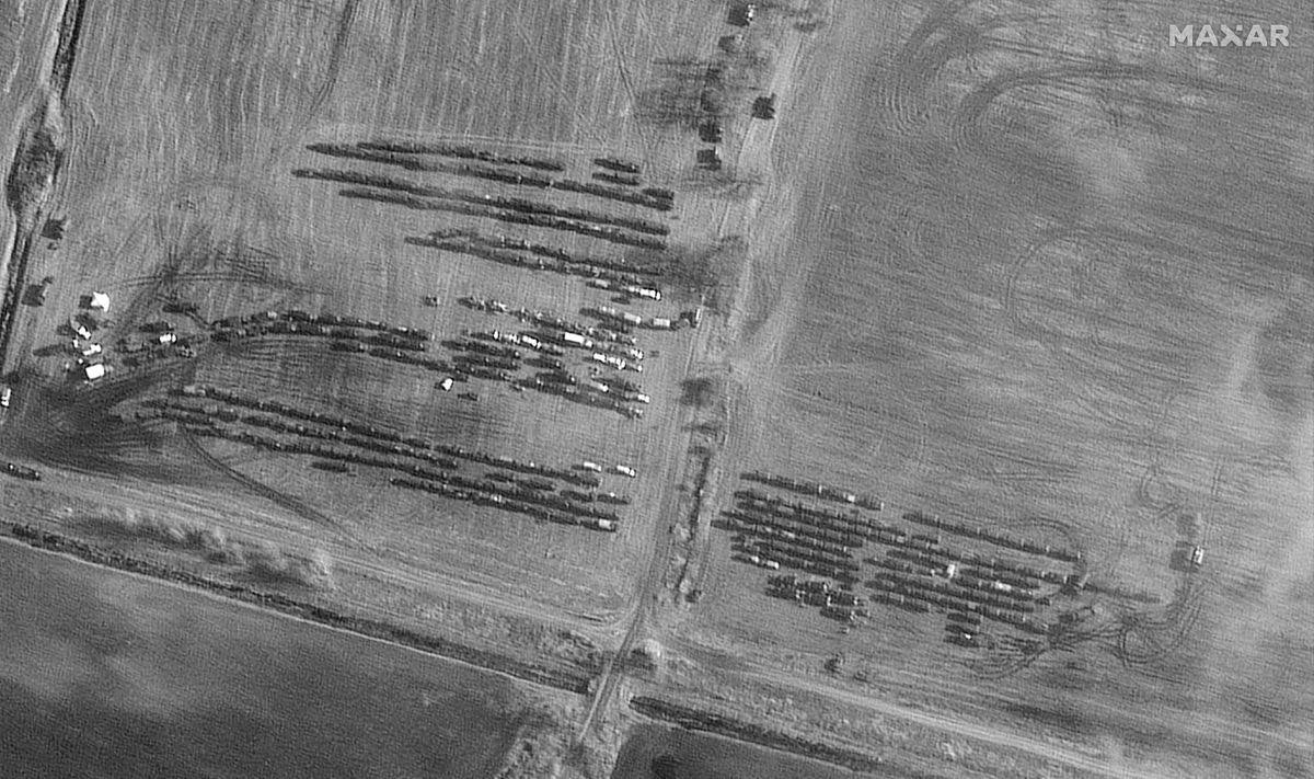 Reuters: 150 вертолетов припаркованы в Беларуси у границы Украины