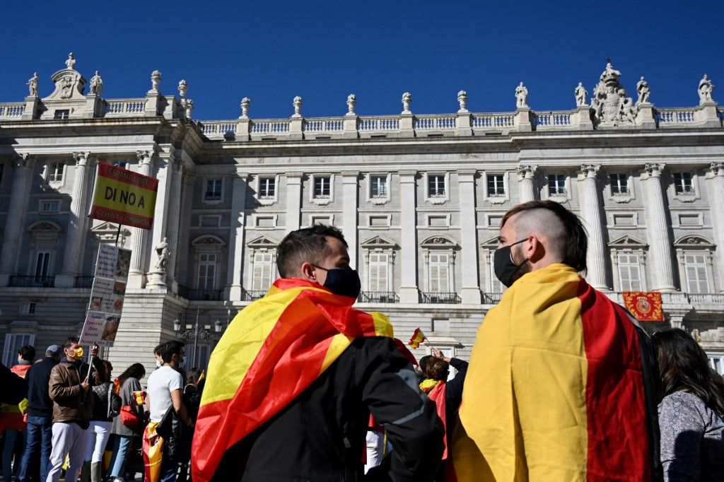 Испанию охватили антиправительственные протесты из-за локдауна в Мадриде 2