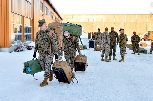 В Норвегию прибыли морские пехотинцы из США