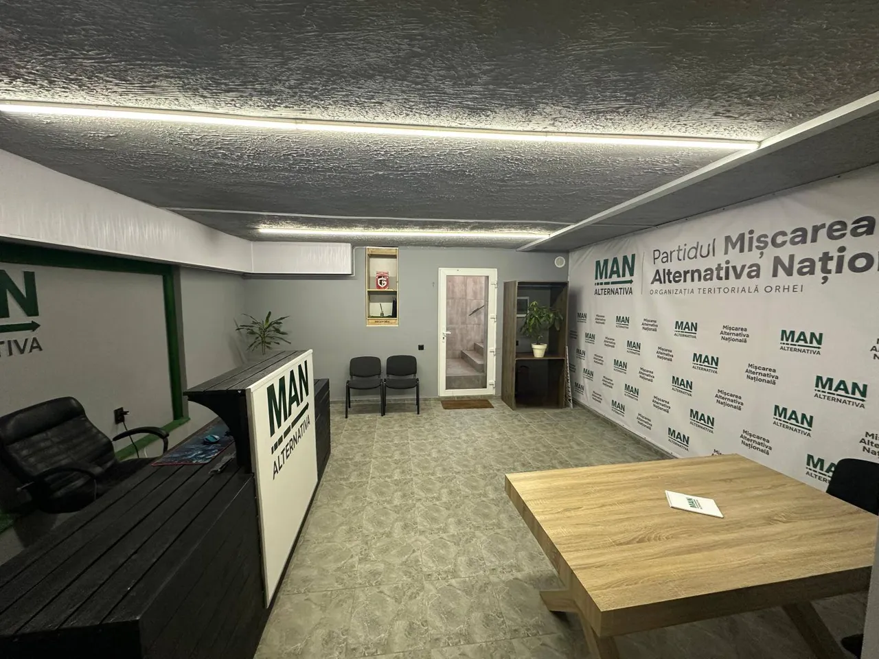 Sediul MAN la Orhei, inaugurat cu preot, colaci și prosoape cu logo-ul partidului