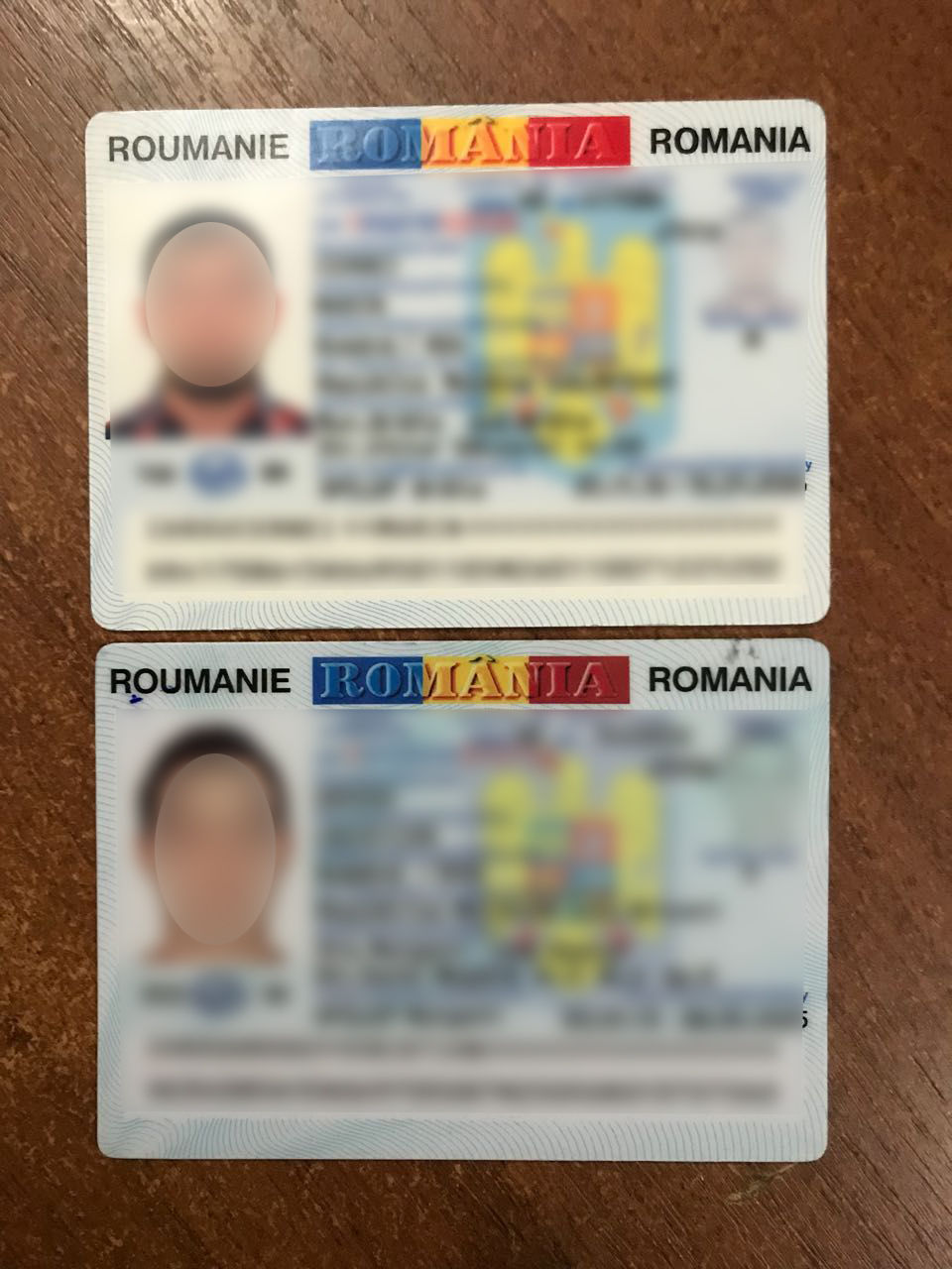 Acte false, un camion reținut și 5 persoane documentate la frontieră