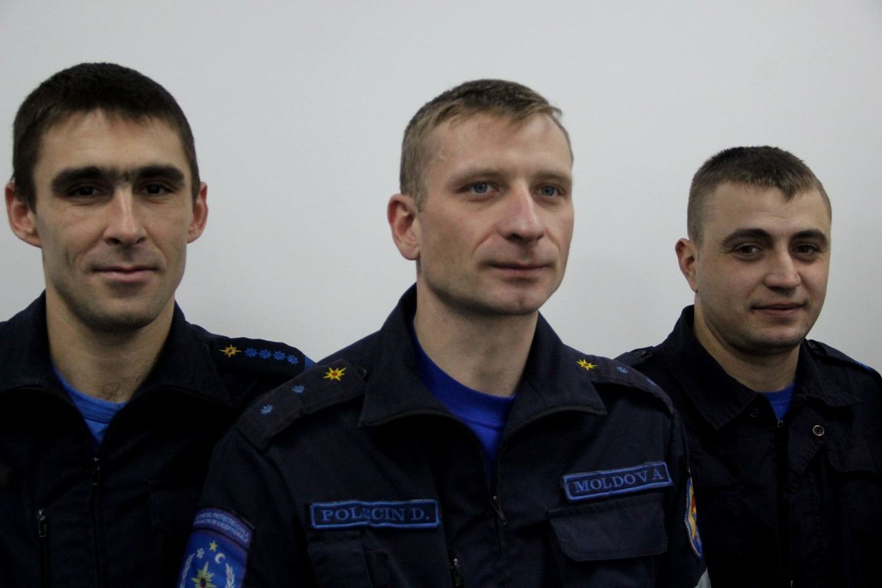 Пожарные, потушившие пожар на Заводской, награждены