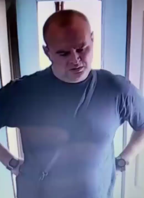 Полиция разыскивает подозреваемого в краже из частного дома в Дурлештах