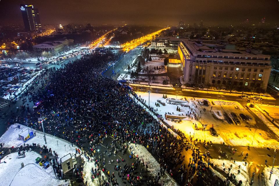 В Румынии возобновились протесты против коррупционных инициатив властей