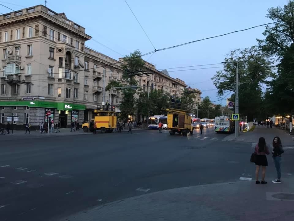 Из-за аварии на линии в центре Кишинева встали троллейбусы