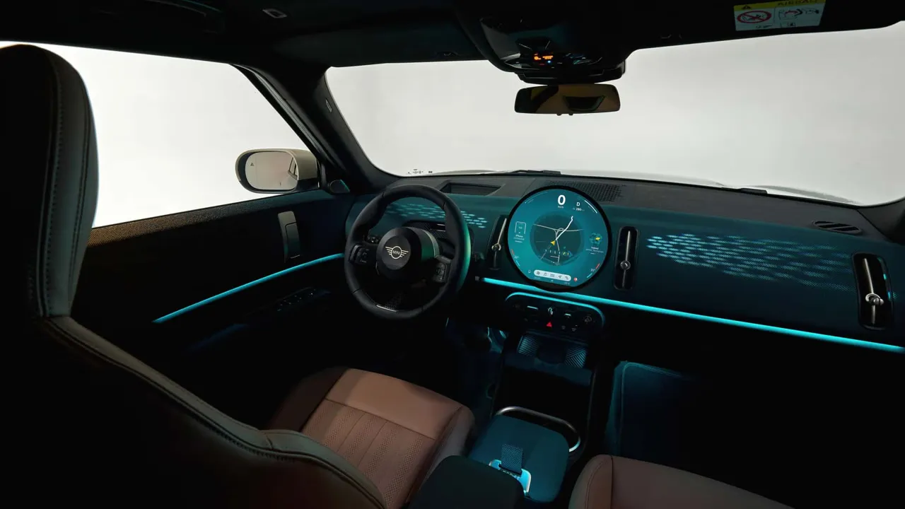 Mini представили новые электромобили Cooper и Countryman 2024