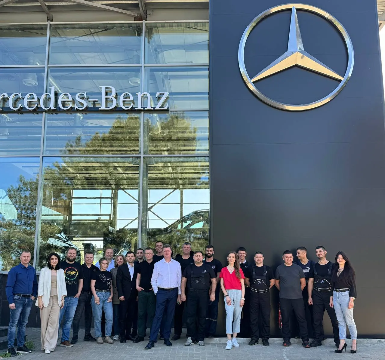 Новый адрес официального дилера Mercedes-Benz в Молдове: Эксклюзив и опыт