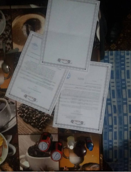 Во время обысков пограничники изъяли 5 фальшивых доверенностей на авто и материалы для их изготовления