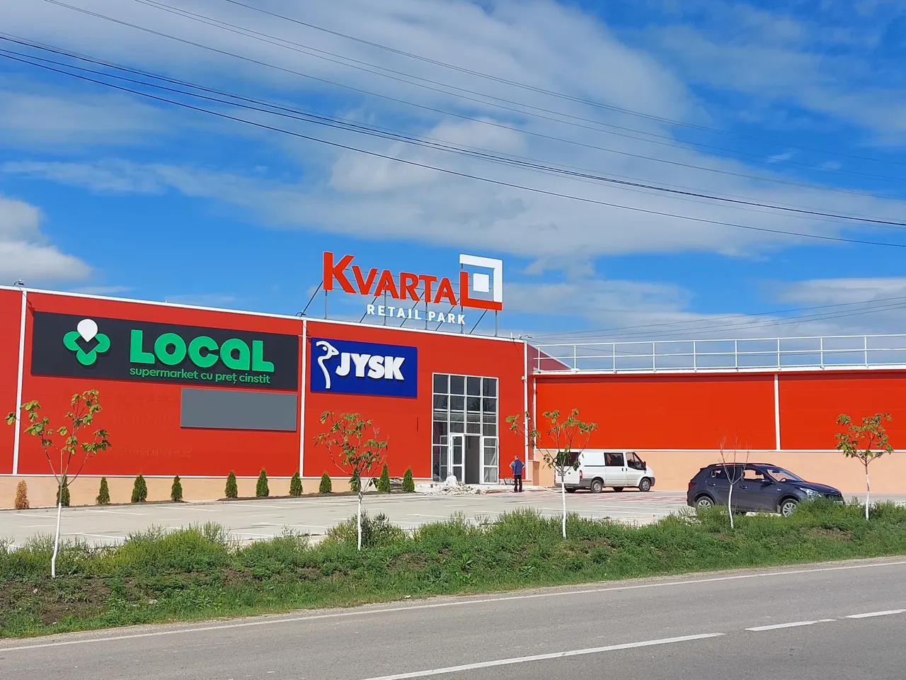 Грандиозное открытие большого ТЦ Kvartal в Хынчештах