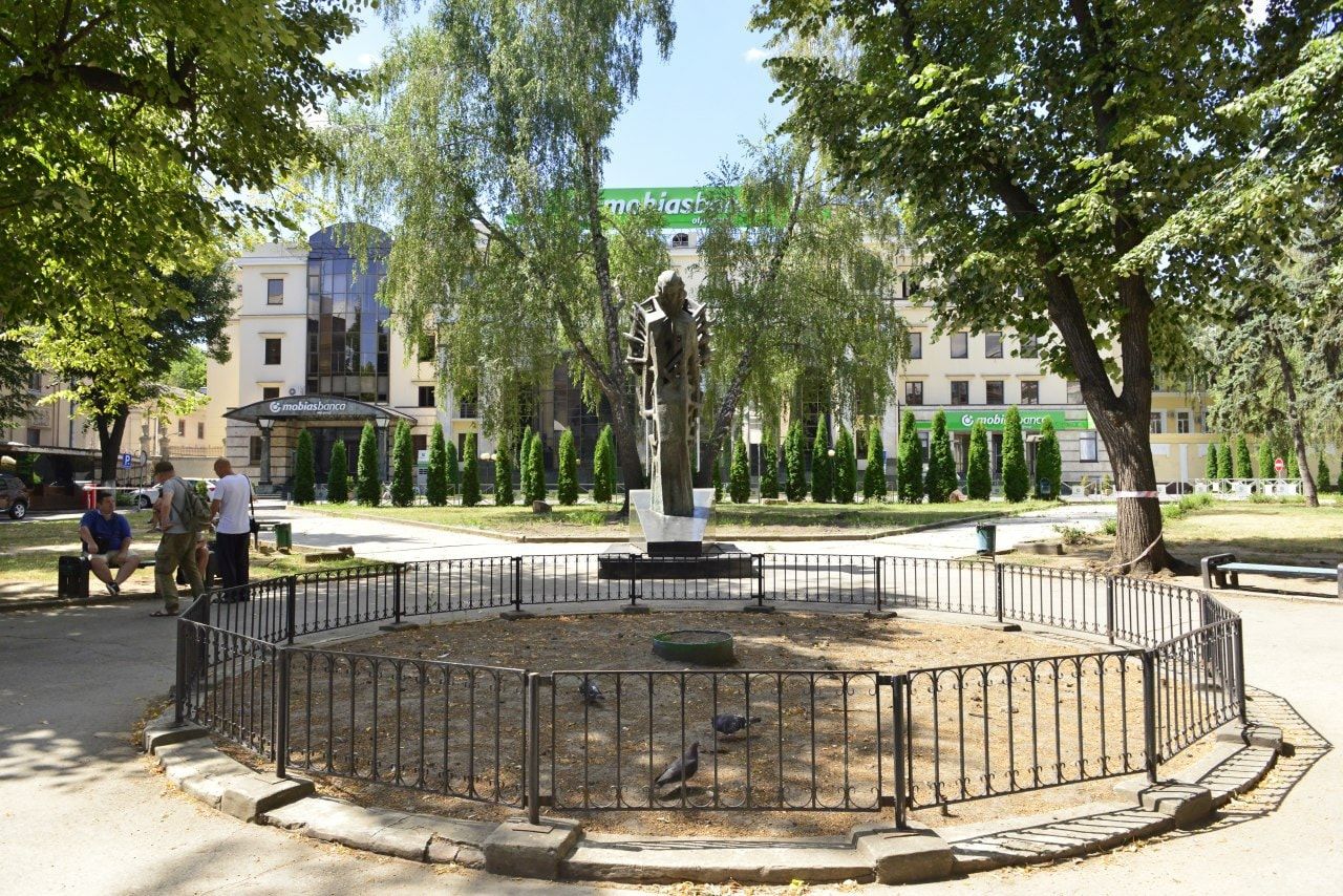 Чебан: В скором времени сквер Михая Эминеску будет восстановлен