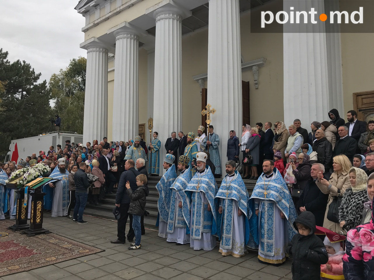 По случаю праздника в центральном соборе Кишинева прошла служба