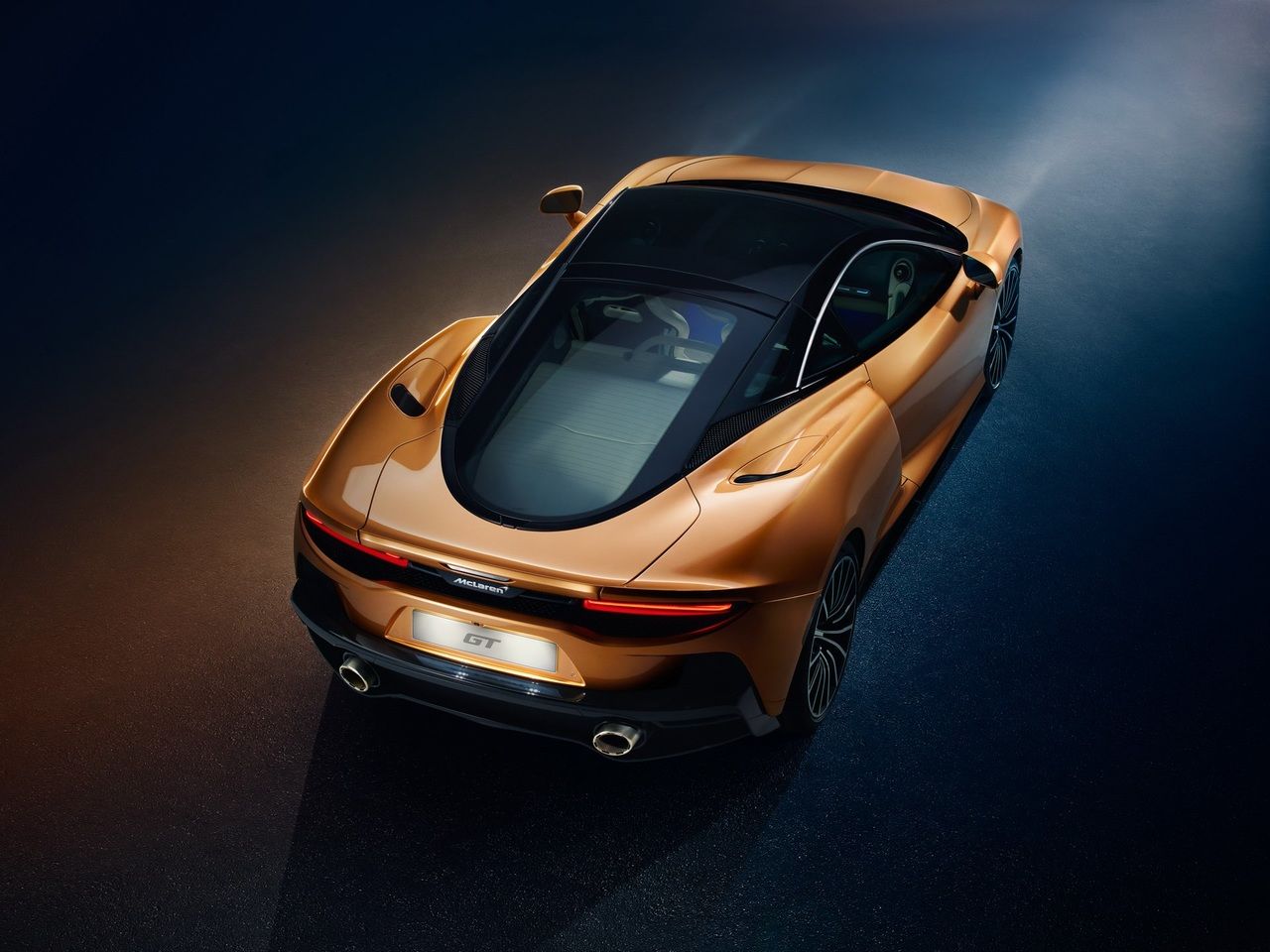 McLaren создал комфортный суперкар для дальних путешествий