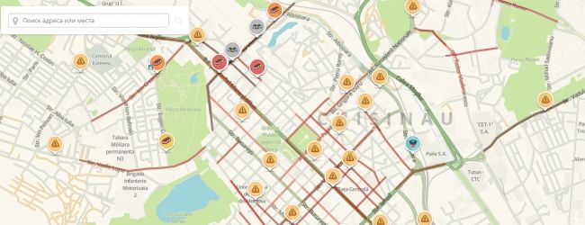 Trafic dat peste cap din cauza ploii. Pe mai multe strazi din capitala se merge cu viteza melcului