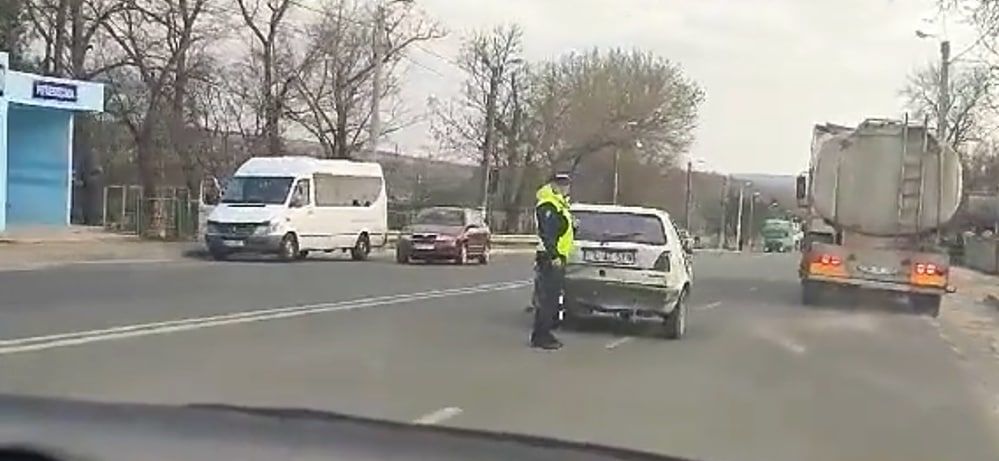 Полицейские ехали документировать ДТП и попали в аварию