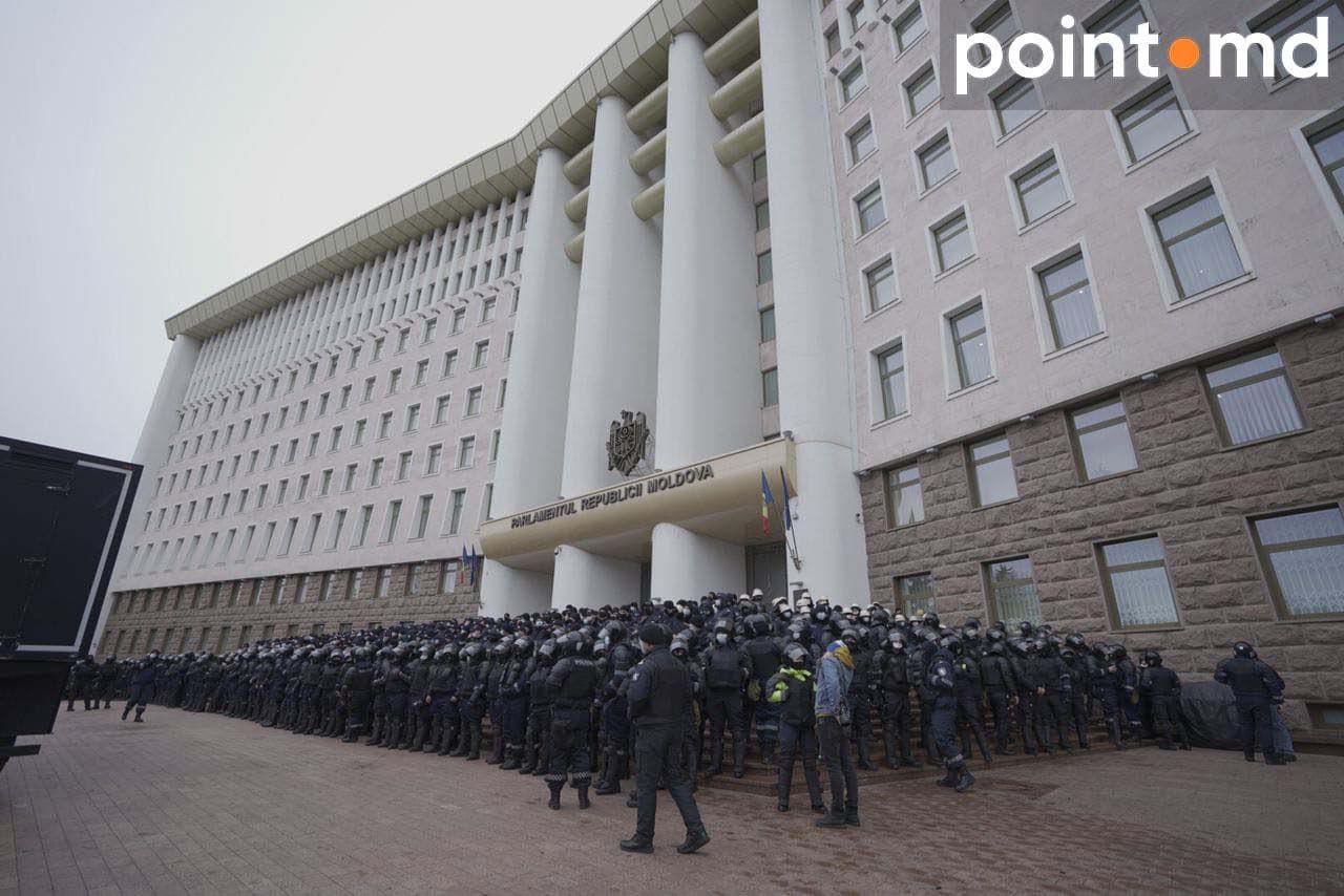 Протест фермеров: перед парламентом произошли столкновения с полицией
