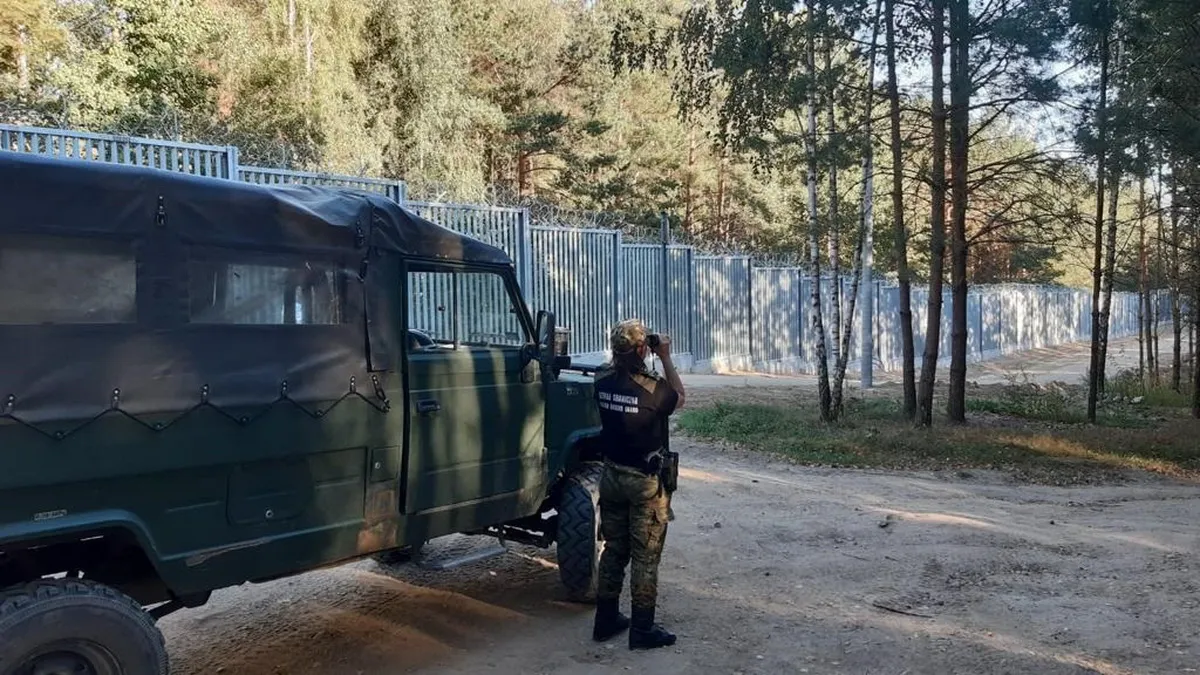 Польша завершила строительство стены на границе с Белоруссией