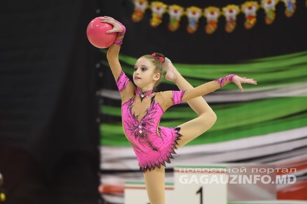O fetiţă din Moldova a ocupat un loc pe podium la concursul internațional