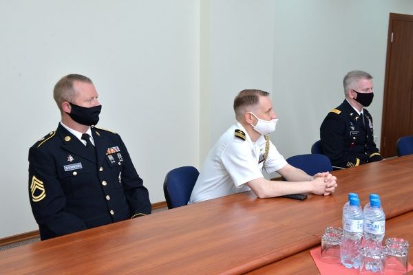 Офицер США награжден медалью Минобороны Молдовы