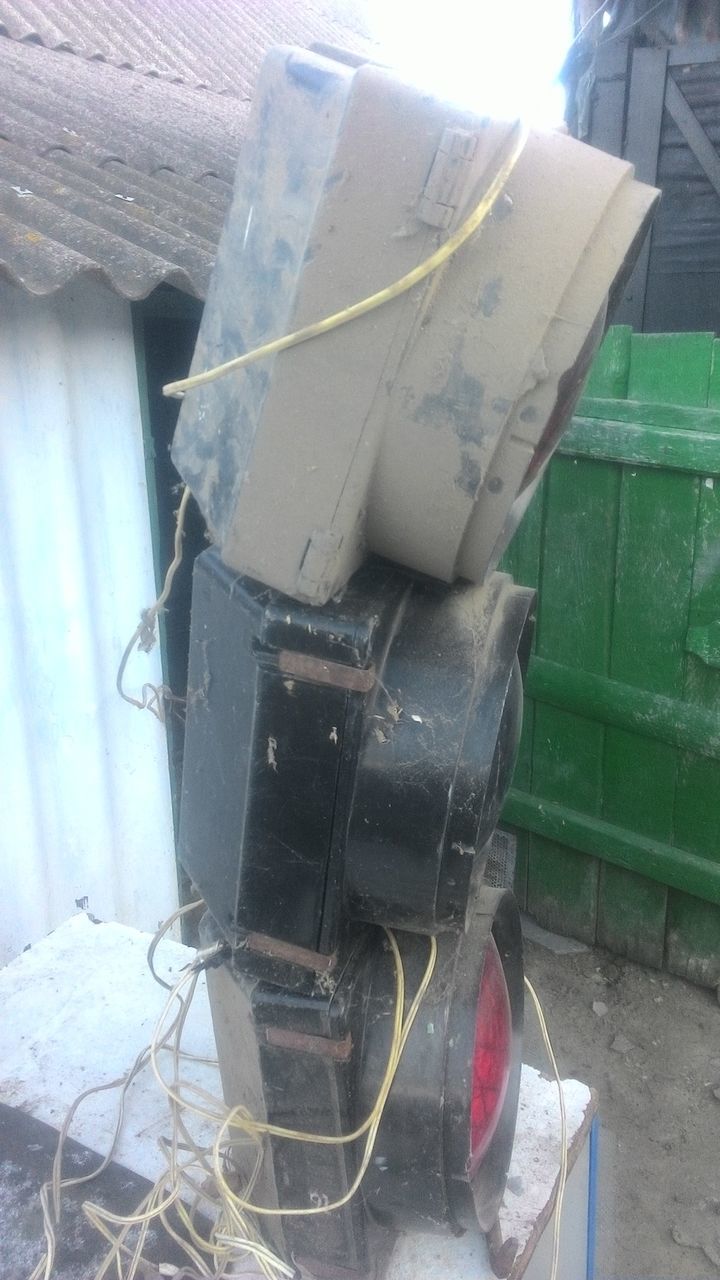 Anunț trăsnit pe 999.md: Vând semafoare la Cimișlia