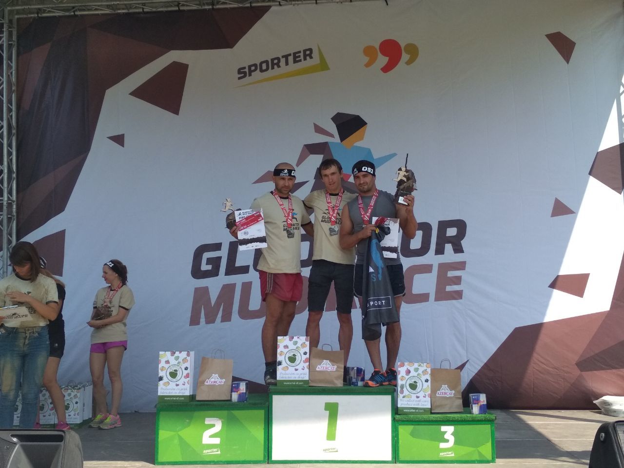 Стали известны победители экстремальной гонки “Glodiator Mud Race”