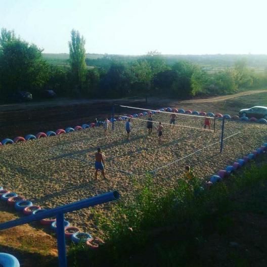 Сотрудники тюрьмы № 17 построили спортплощадку в городе Резина