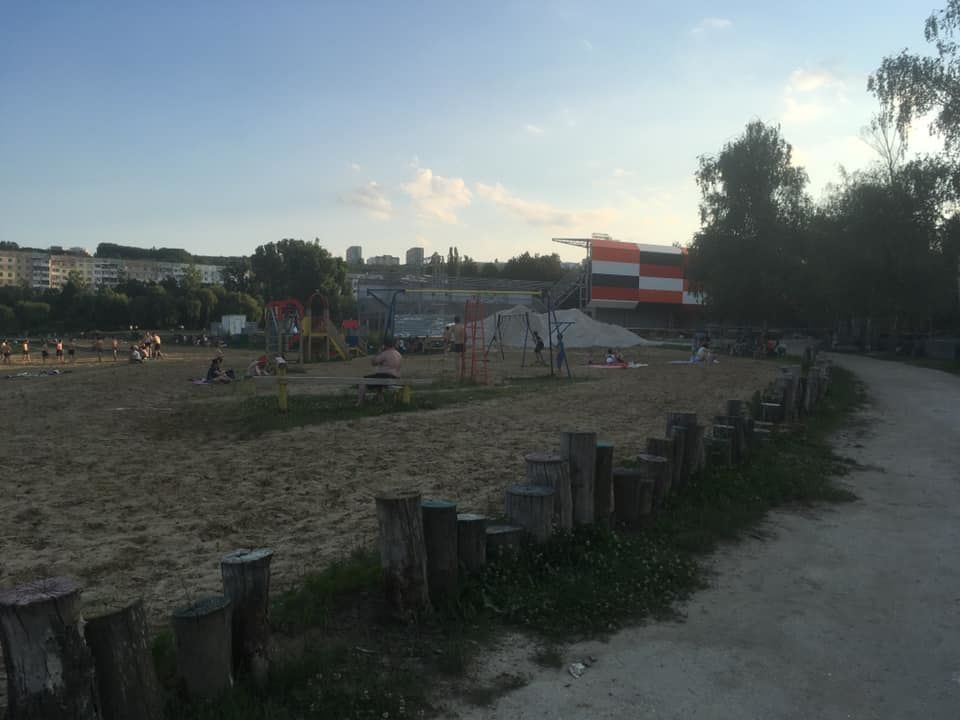 В выходные в столичном парке La Izvor было многолюдно