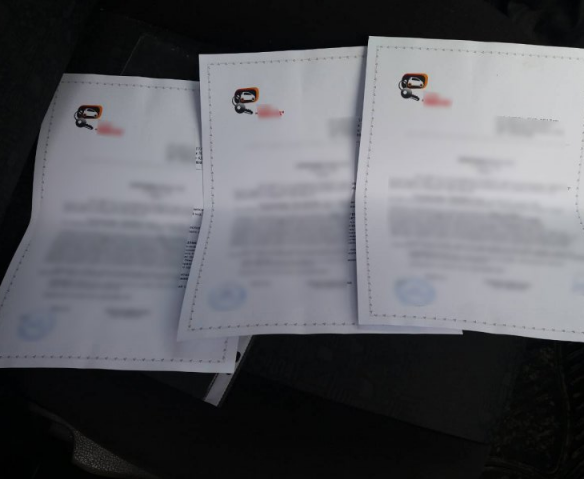 Пограничники провели обыски в домах подозреваемых в изготовлении поддельных документов