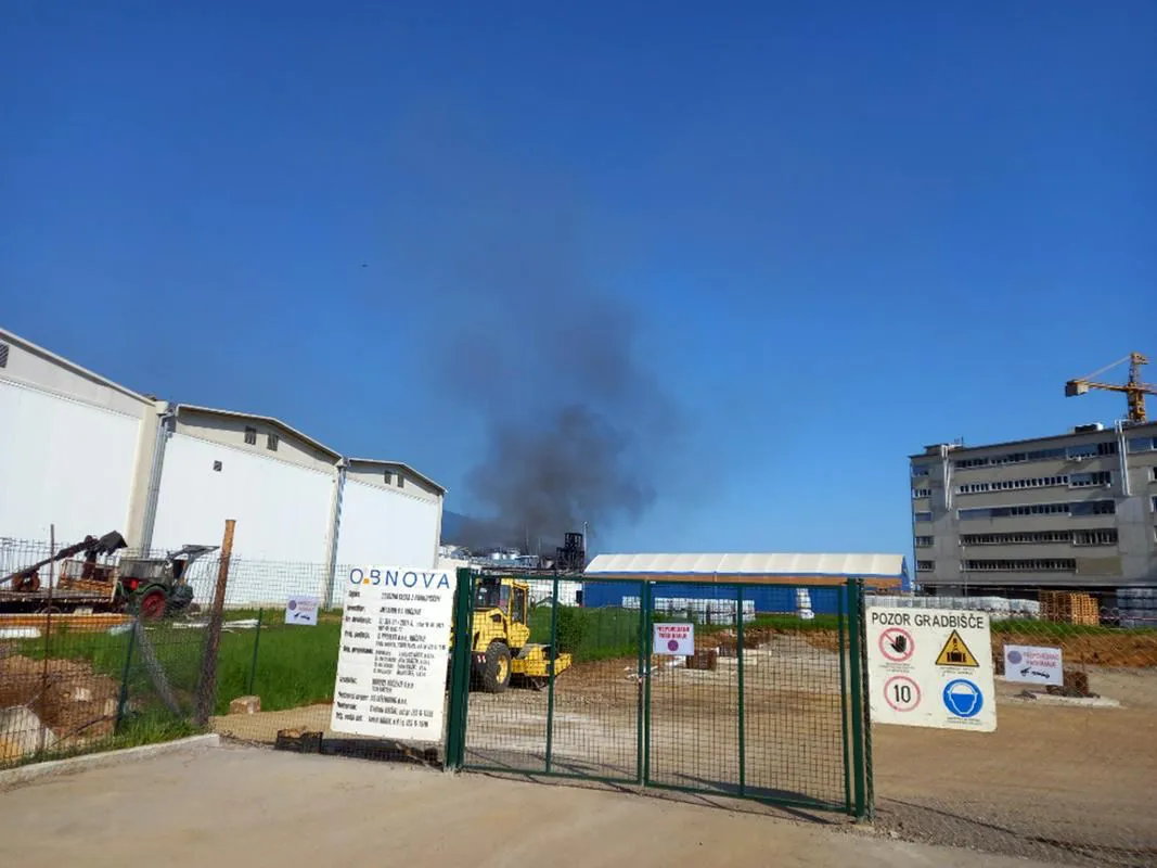 В Словении от взрыва и пожара на химзаводе пострадали 20 человек, есть пропавшие без вести