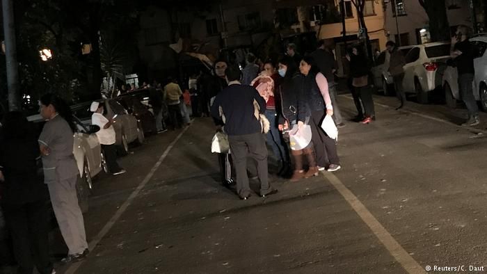 Cutremur de 8,1 grade lângă Mexic: Alertă de tsunami. Imagini din timpul seismului