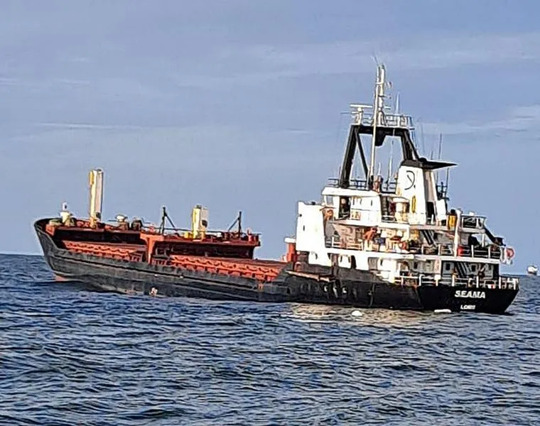 Возле Румынии произошел взрыв на корабле – там ищут морские мины