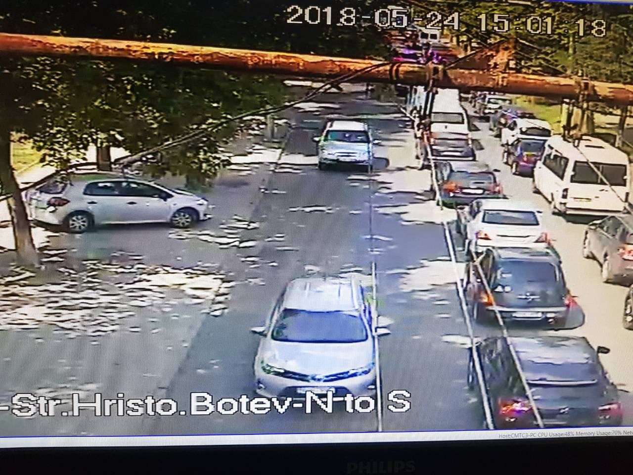 На улице Христо Ботев образовались пробки