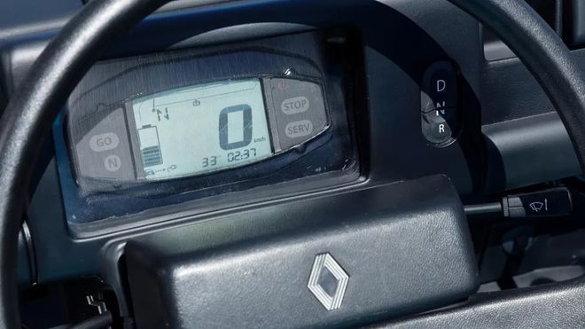 Renault сделала электромобиль из ретрокара