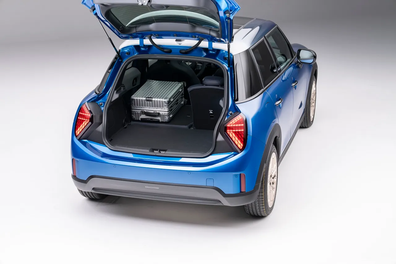 Новый Mini 2024 получил удлиненную семейную версию