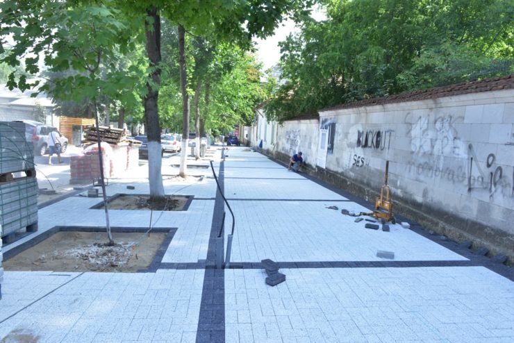 Начался ремонт пешеходной зоны в историческом центре Кишинева