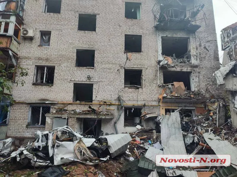 Николаев подвергся обстрелам: девять человек ранены