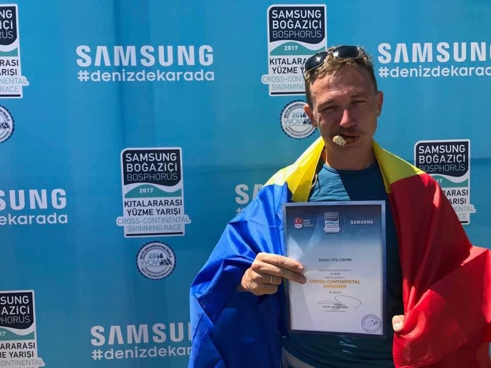 24 спортсмена из Молдовы участвовали в заплыве через Босфор