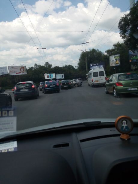 На столичной улице Богдан Воевод произошло ДТП