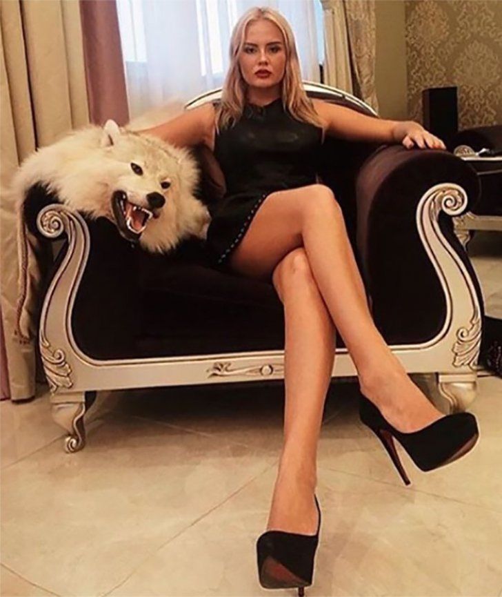 Viaţă de huzur! Cum o duc puştii foarte bogaţi din Rusia. Trăiesc în lux pe spatele părinţilor