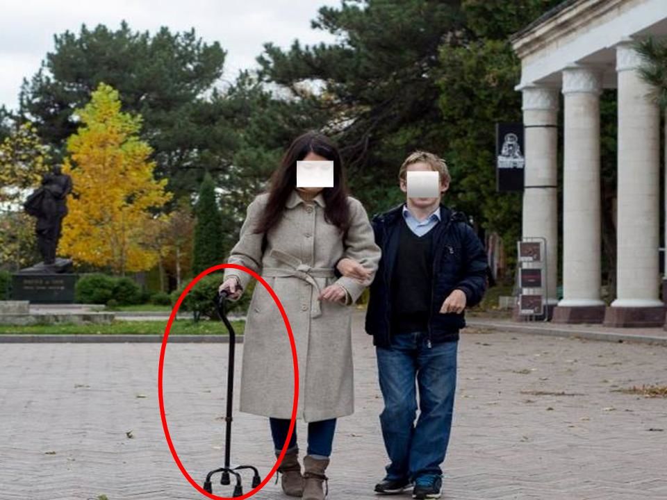 Возмутительную кражу трости ребенка-инвалида совершила женщина в Кишиневе