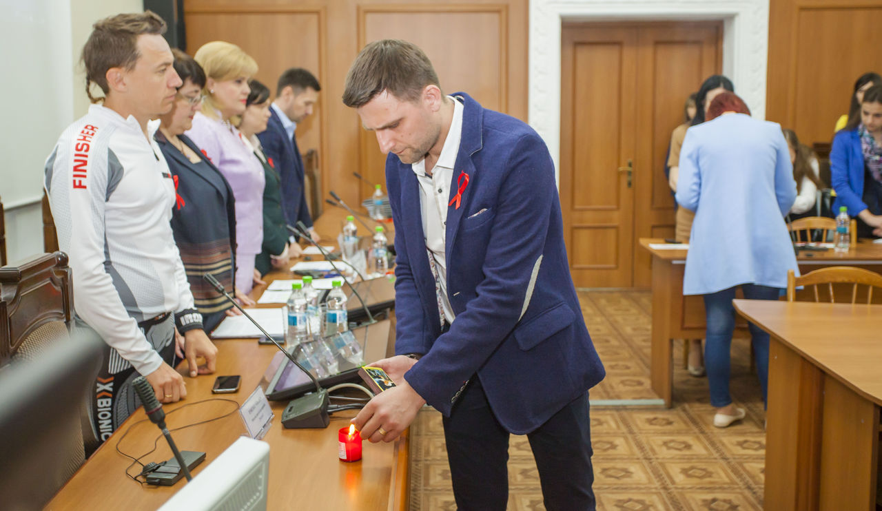Стартовала кампания “Касается даже тех, кого не касается! Сдай тест на ВИЧ!”