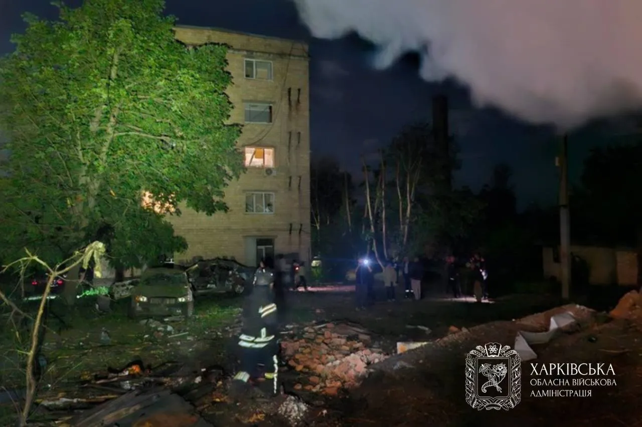 БПЛА попали по многоэтажкам Харькова и Одессы: есть раненые